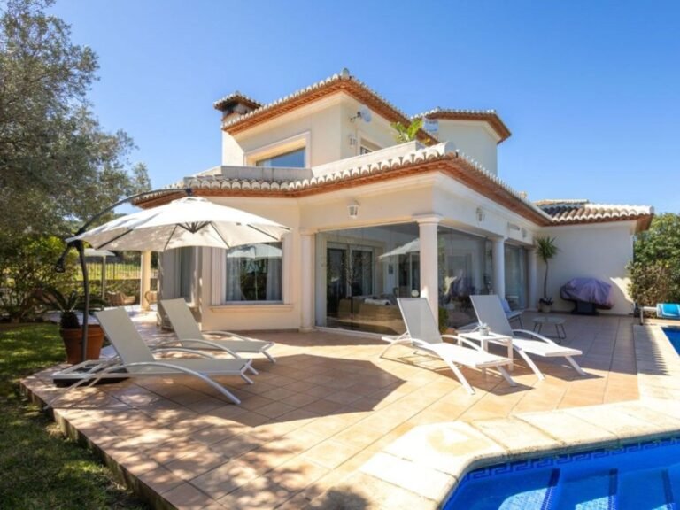 Elegant Javea Villa with Pool and Easy Beach Access photo 5