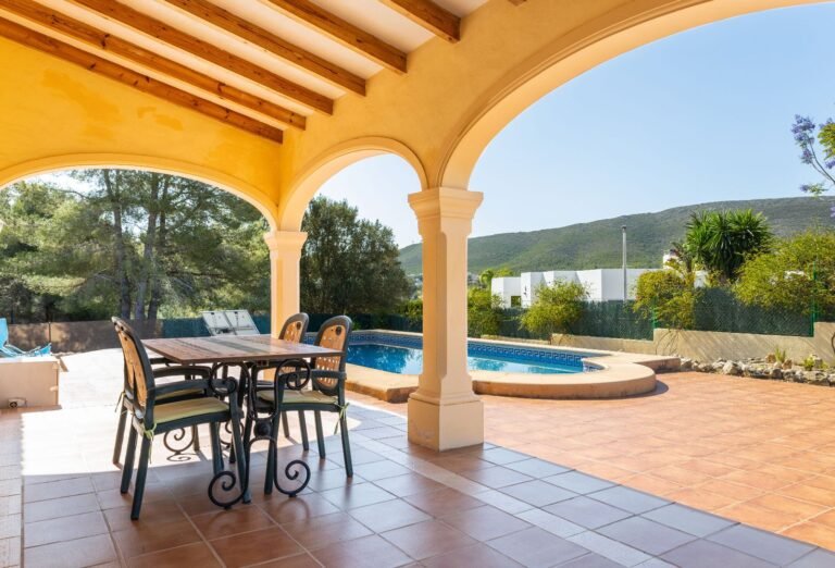 3 Bedroom villa for sale, Las Laderas – 5 mins. from Arenal Beach photo 5