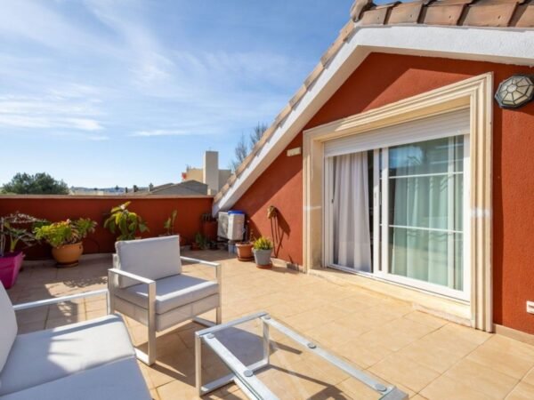 Top Floor Apartment for Sale in Javea – Close to Arenal Beach