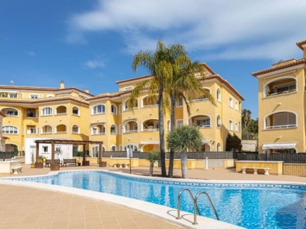 Apartment for sale in Javea, near the old town and Plaza Constitución.