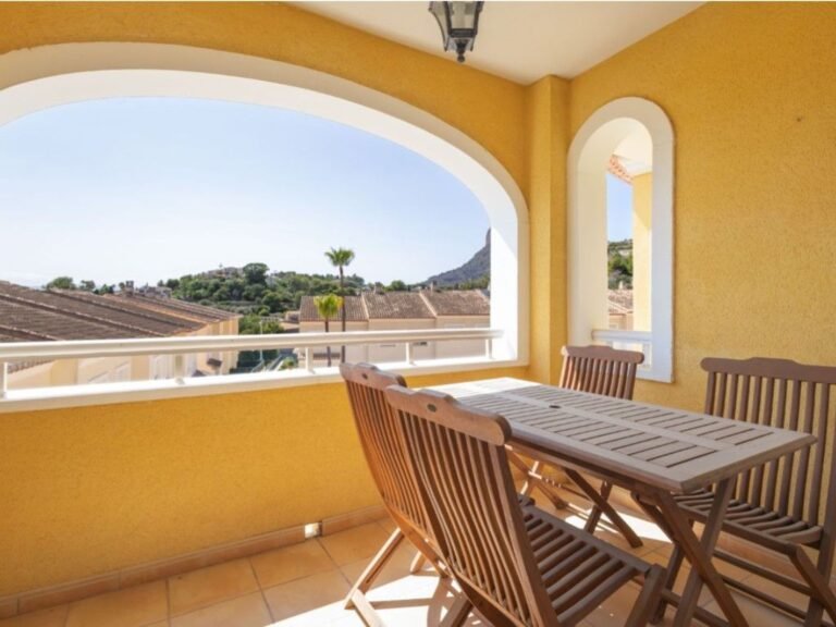 Apartment for sale in Javea, near the old town and Plaza Constitución. photo 3
