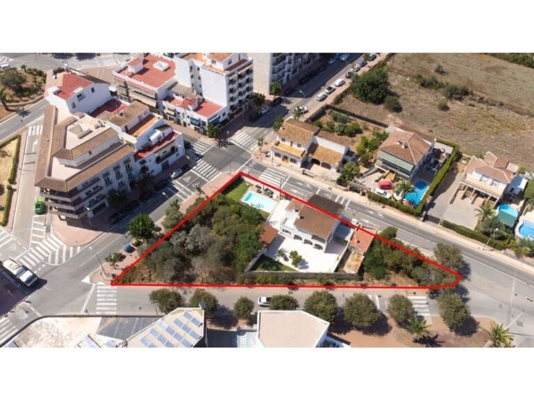 Urban plot for sale in Javea. photo 2