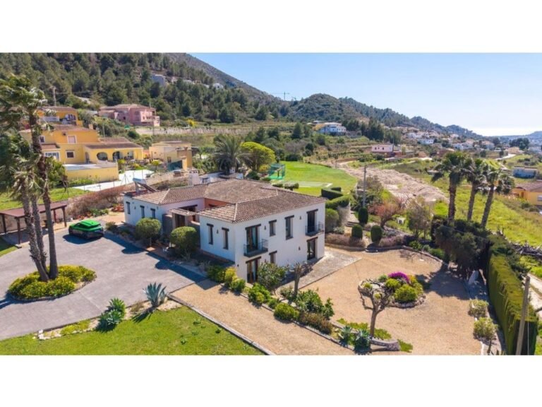 Finca Style Villa with Panoramic Sea Views in Benitachell photo 2