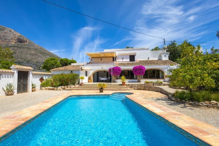 Traditional country house for sale in Montgó, Jávea. photo 3