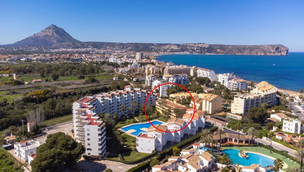 Apartment for sale near the beach in Jávea.