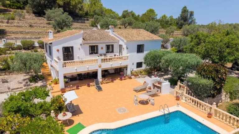 Finca-Style Country Villa with Pool in Gata de Gorgos photo 2