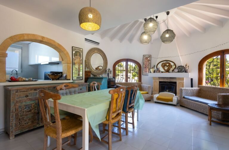 Mediterranean villa for sale in Jávea photo 3