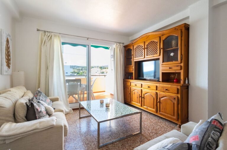 Top floor apartment for sale near Arenal Beach, Javea photo 5