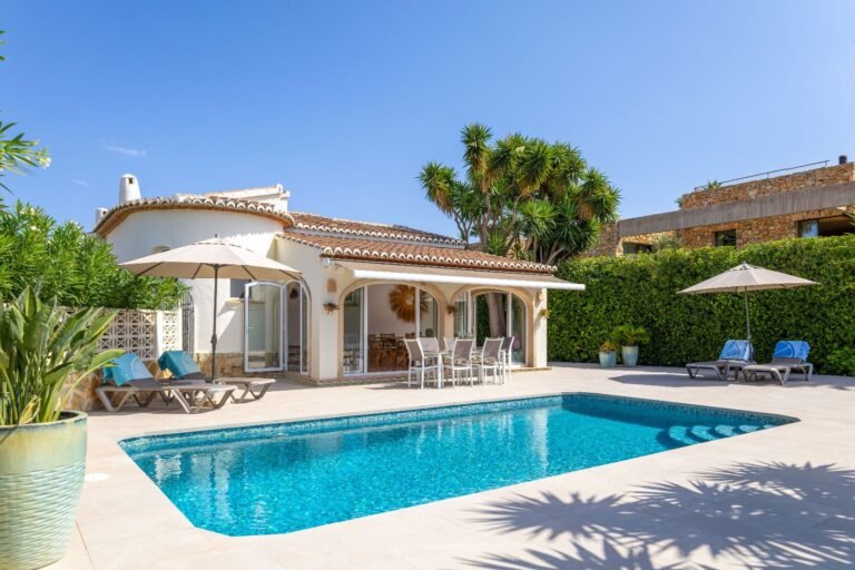 Move-in-ready villa for sale in Javea: Pinosol area photo 2