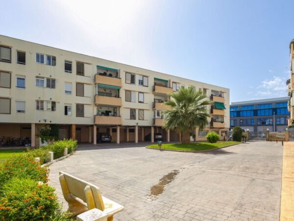 Top floor apartment for sale near Arenal Beach, Javea