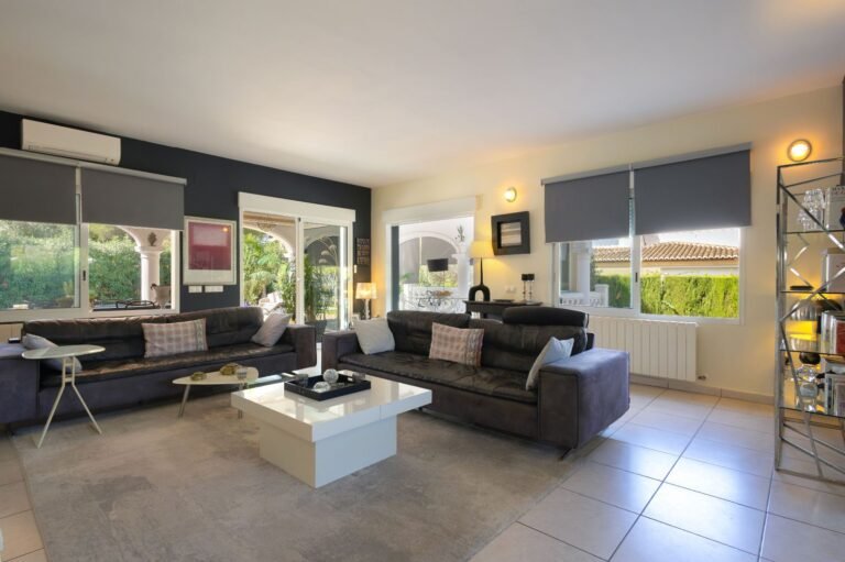 Stunning villa for sale near the beach in Jávea photo 3