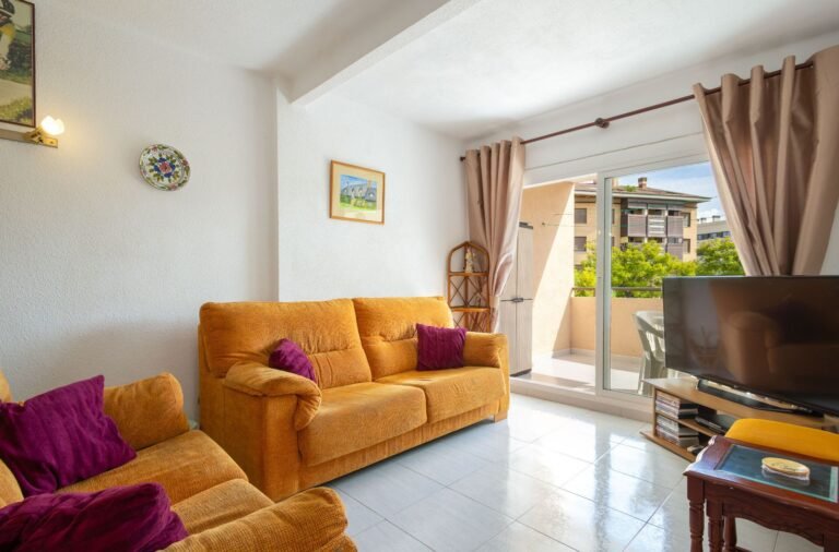 Apartment for Sale in Jávea: 3 Bedrooms Just Steps from Arenal Beach photo 2